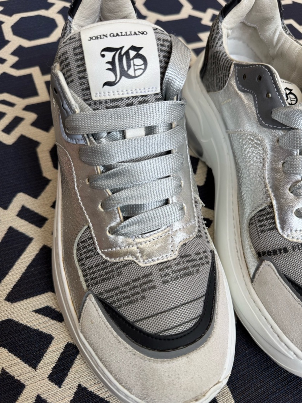 John Galliano Newspaper Chunky Sneakers White Silver Metallic Leather Size 41/10 - Picture 11 of 13